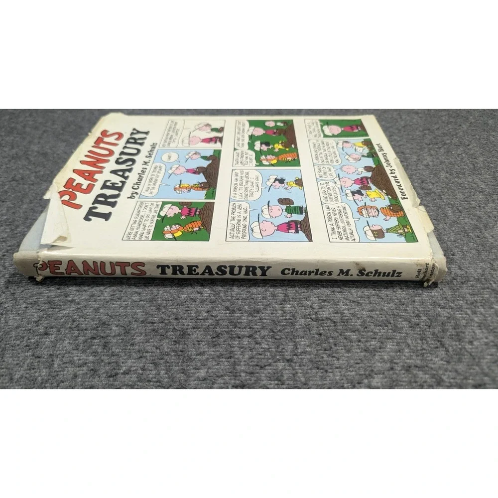Peanuts Treasury Book Charles Schultz 1968 HC  1st Edition Snoopy Charlie Brown‎